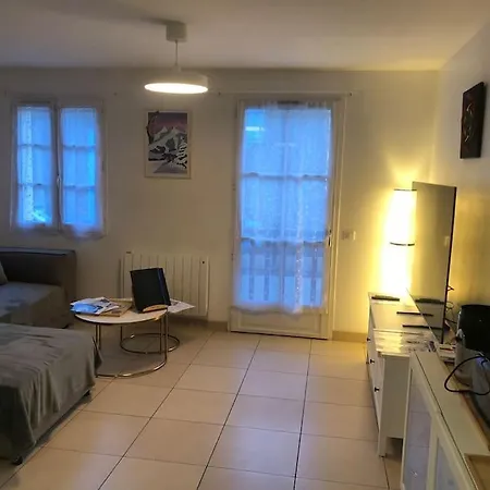 Avec Deux Chambres.