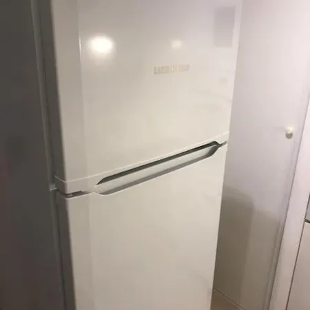 Avec Deux Chambres. דירה