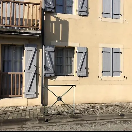 Avec Deux Chambres. דירה *